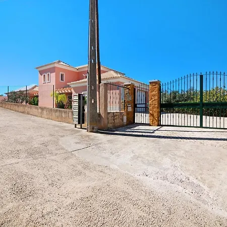Casa Tulipas Лоле